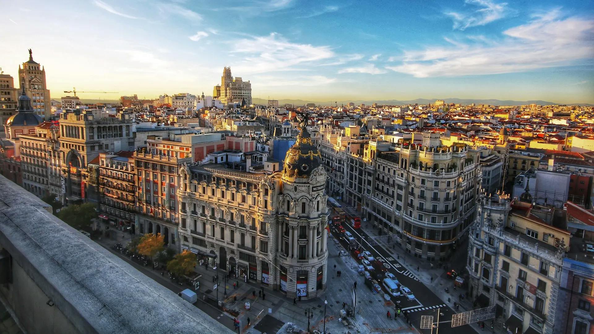 Madrid Phần 1: Nơi lịch sử và hiện đại cùng hòa quyện trong từng ly rượu