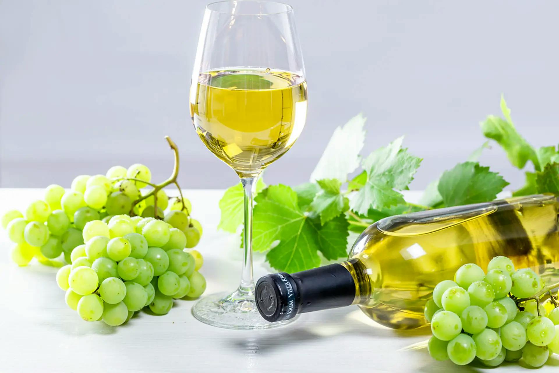 Fiano Phần 2: Bản Hòa Ca Ngọt Ngào Của Vườn Nho Và Ong